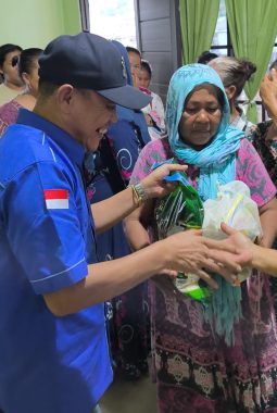 Langkah Cepat Hanafi di Batam: 200 KTA Demokrat Dibagikan, Sembako Ramadan Disalurkan di Pulau Abang